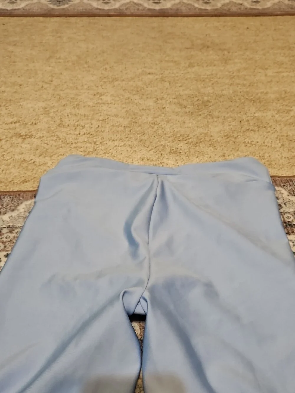 Alo Yoga Light Blue High-Waist Capri Leggings Size M